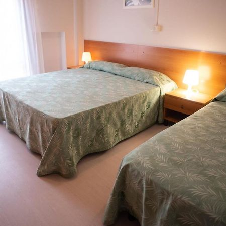 Hotel Umberto ロゾリーナ・マーレ エクステリア 写真